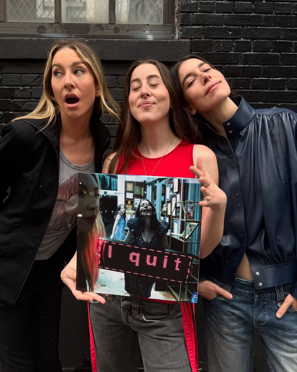 yeah

shopus.haimofficial.com

shopuk.haimofficial.com