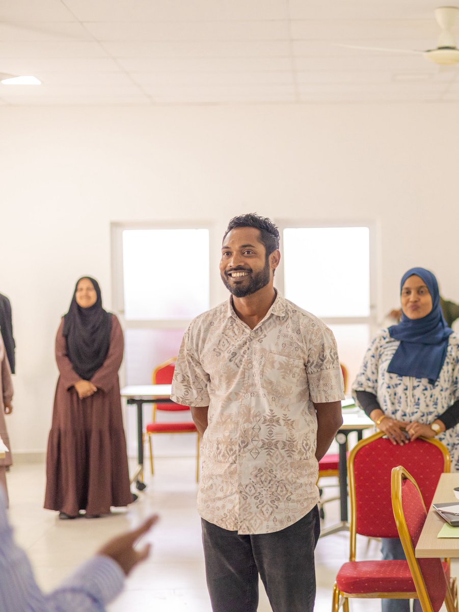 WHO is supporting trainings on NCDs &amp; the DHIS2 Primary Health Care (PHC) module across Shaviyani Atoll, as part of the national PHC rollout 🏝️ 

These trainings aim to strengthen early detection &amp; management of NCDs at PHC level, &amp; enhance data collection &amp; use through DHIS2 📊