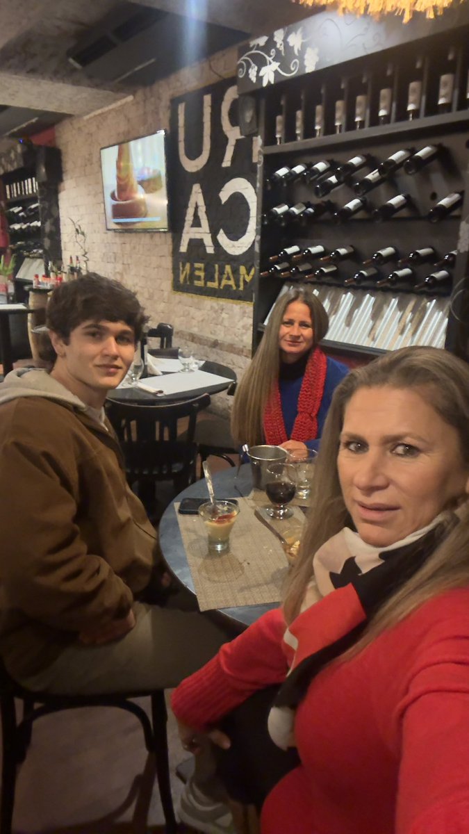 Lidalev's tweet photo. Feliz Cumpleaños al amor de mi Vida 
Tiziano ❤️❤️❤️❤️❤️  El Hijo https://t.co/XKtBovAW11
