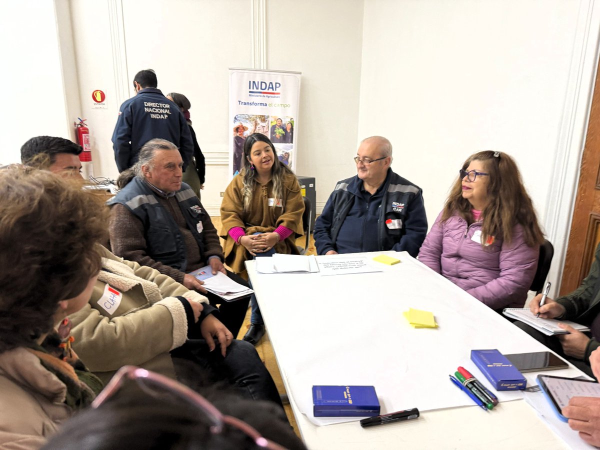 rojassantiagro's tweet photo. Estuvimos en los Diálogos Participativos por la nueva Ley Orgánica INDAP con usuarios de la RM y le agradezco a la señora María Elena Soto, usuaria de Buin que nos regaló sopas deshidratadas que aprendió a hacer junto al Grupo de Alimentos del INIA https://t.co/QxB2GftAmk