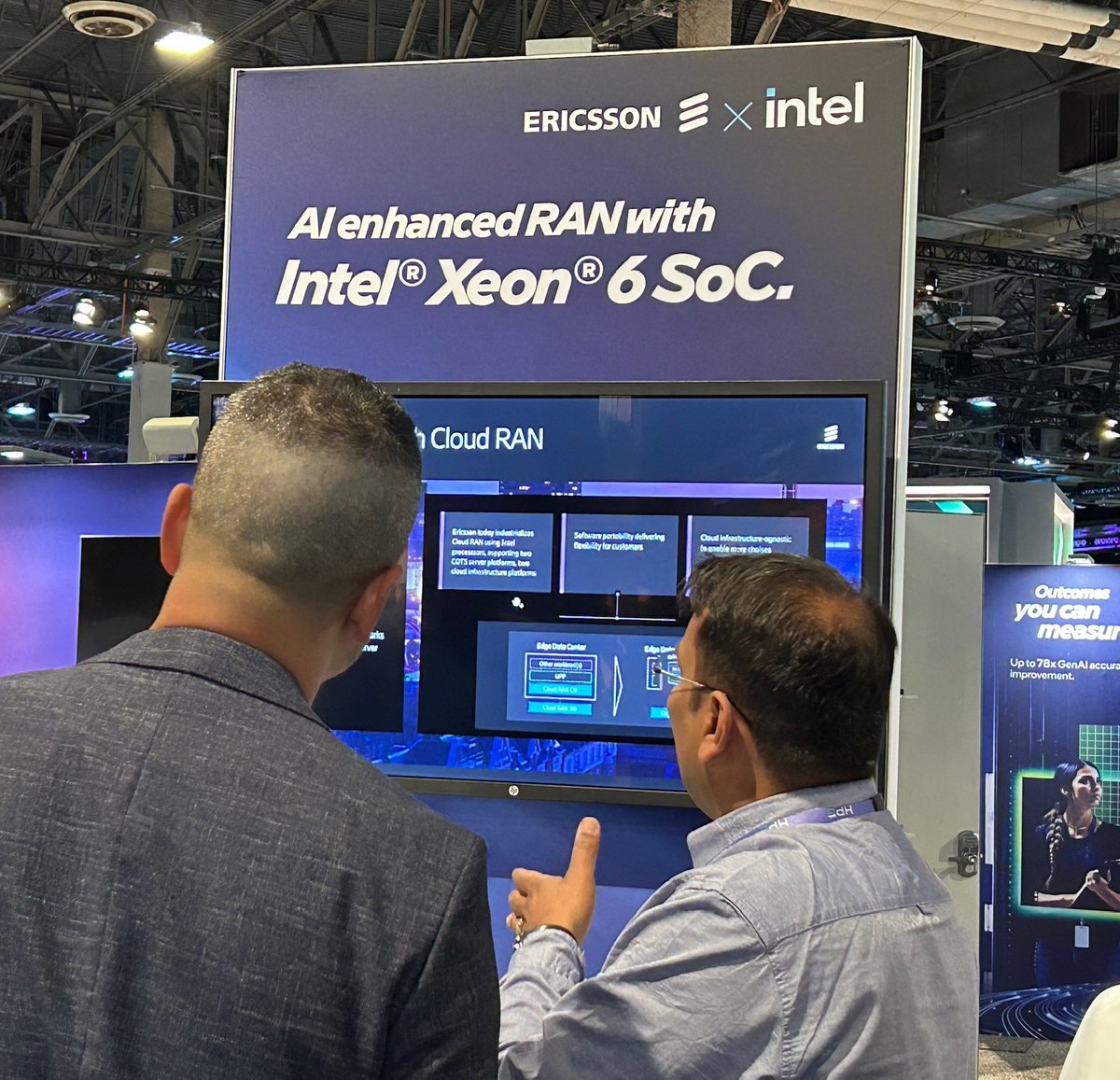 IntelBusiness's tweet image. We're thrilled to be showcasing the latest HPE ProLiant Gen12 Servers with #IntelXeon 6 processors at #HPEDiscover this week. From the edge to the cloud, #AI and enterprise advancements powered by Intel Inside with our open ecosystem partners are on full display in our demos and…