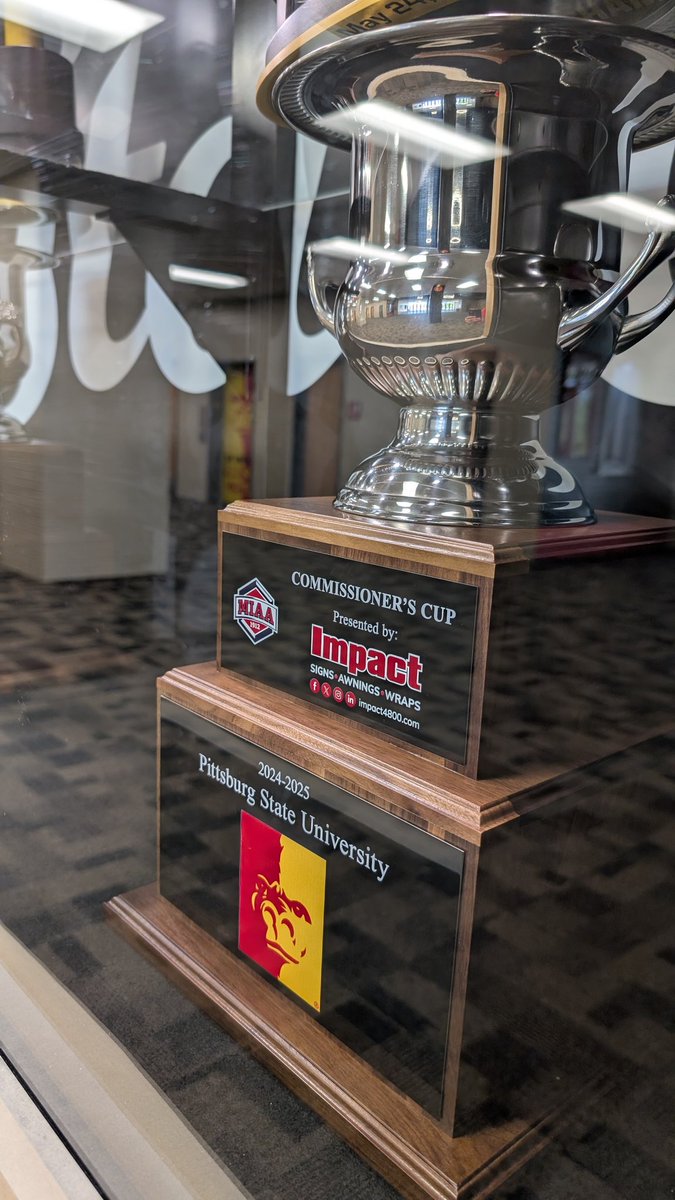 Big shout-out to <a href="/Impact4800/">Impact Signs, Awnings, Wraps Inc. 🇺🇸</a> for our new trophy case in the Weede Building 🦍🏆