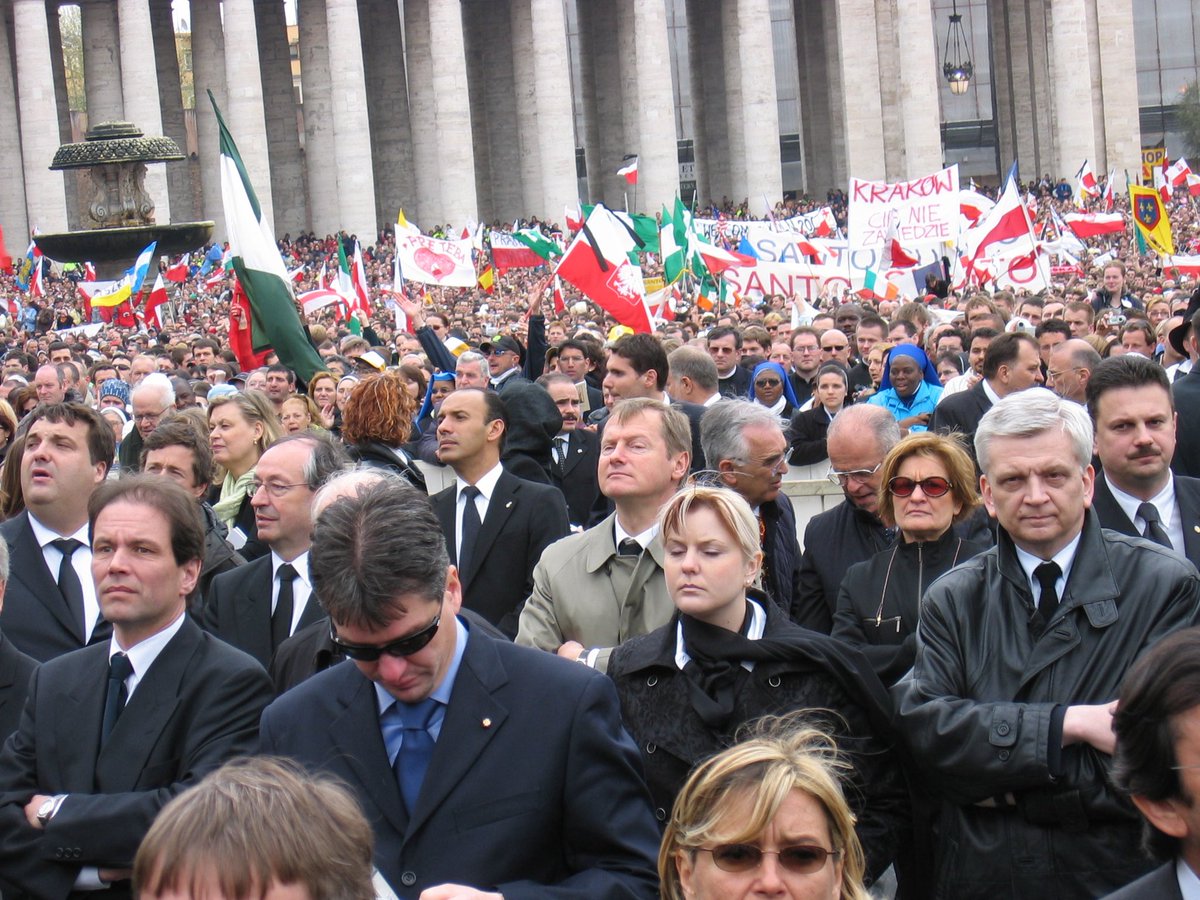 “My first trip to the Vatican was…attending Pope John Paul II’s funeral….even more moving were the men and women we encountered as we slowly made our way into St. Peter’s Square. There were people everywhere….there were people from everywhere. 

substack.com/@ambmarkgreen1…