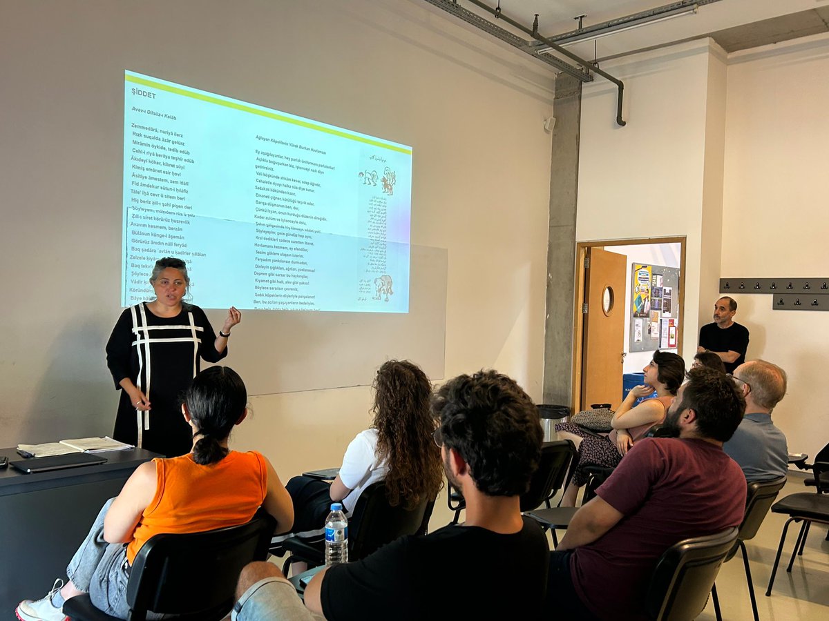 Hayvanât Konuşmaları yola çıktı!

"İhtimam ile şiddet arasında İstanbul'un köpekleri" sergisinden örnekler gösteren Mine Yıldırım, kentin yüz yıllık tarihine çarpıcı bir bakış açısı sundu.

<a href="/dortayaklisehir/">dört ayaklı şehir</a>