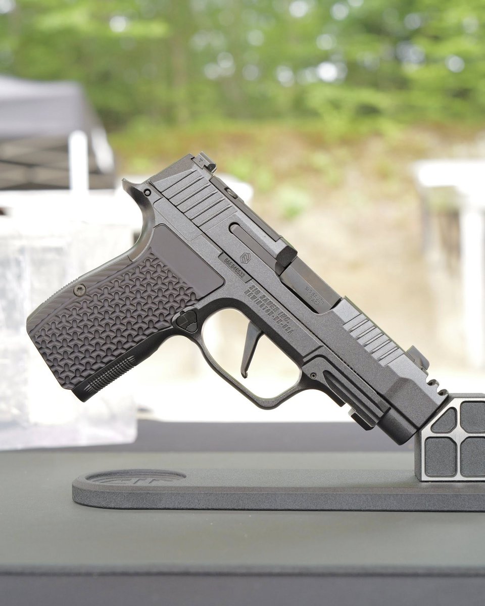 Proven_AO's tweet image. A few of us had the pleasure of attending this year's SIG Range Day. Some notable new things coming online. Keep a lookout. @sigsauerinc #signext