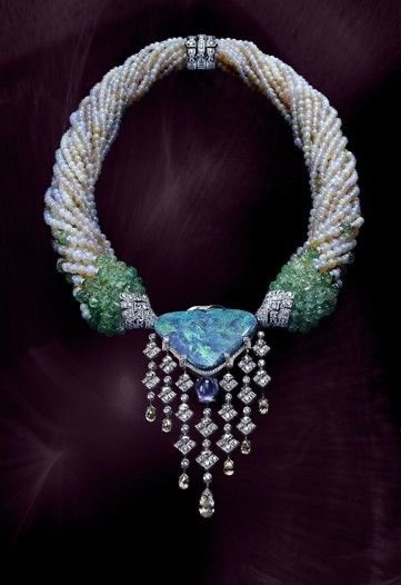 Joyasconhistor2's tweet photo. #opalos #Cartier https://t.co/Mbt9xsk0hp