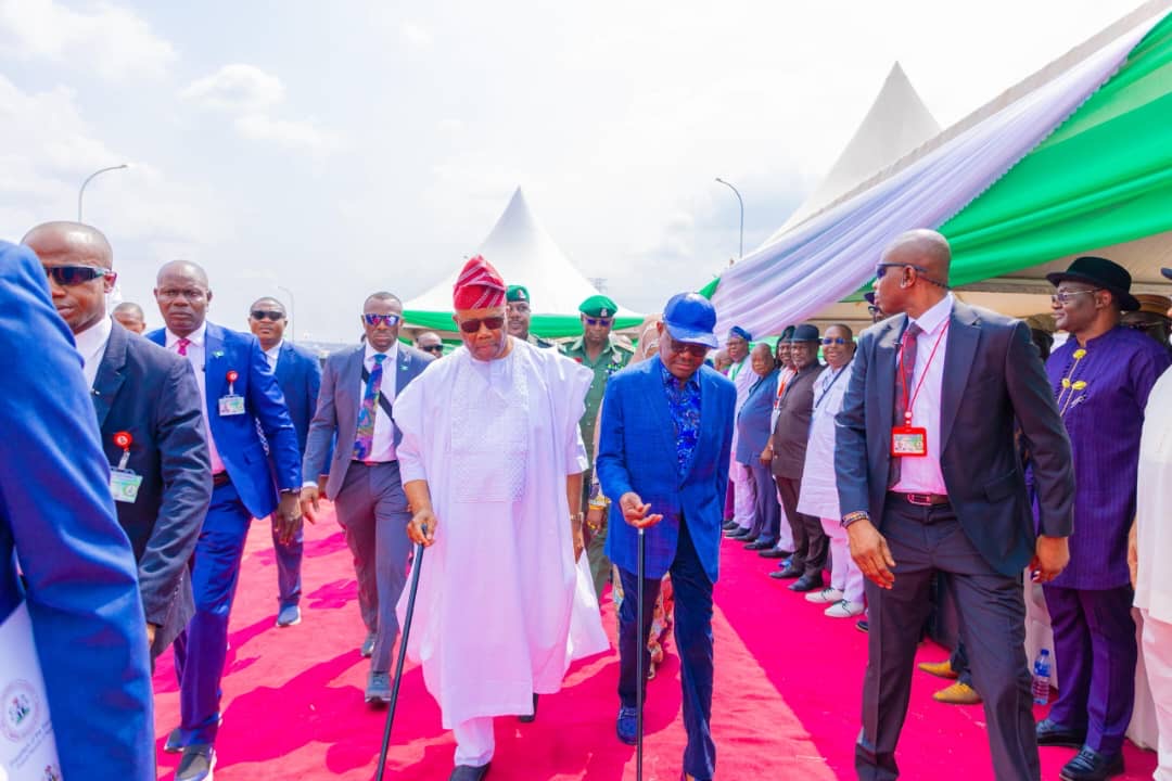 The Main Rae ๐ช (@thenaijarae) on Twitter photo President Tinubu's Renewed Hope Agenda takes a step forward! ๐ Abuja Interchange Bridge commissioned, boosting connectivity & economic growth. Thanks to Senator Godswill Akpabio for representing
<a href="/officialABAT/">Bola Ahmed Tinubu</a>
& FCT Minister
NyesomWike
for his visionary leadership! ๐ President Tinubu's Renewed Hope Agenda takes a step forward! ๐ Abuja Interchange Bridge commissioned, boosting connectivity & economic growth. Thanks to Senator Godswill Akpabio for representing
<a href="/officialABAT/">Bola Ahmed Tinubu</a>
& FCT Minister
NyesomWike
for his visionary leadership! ๐