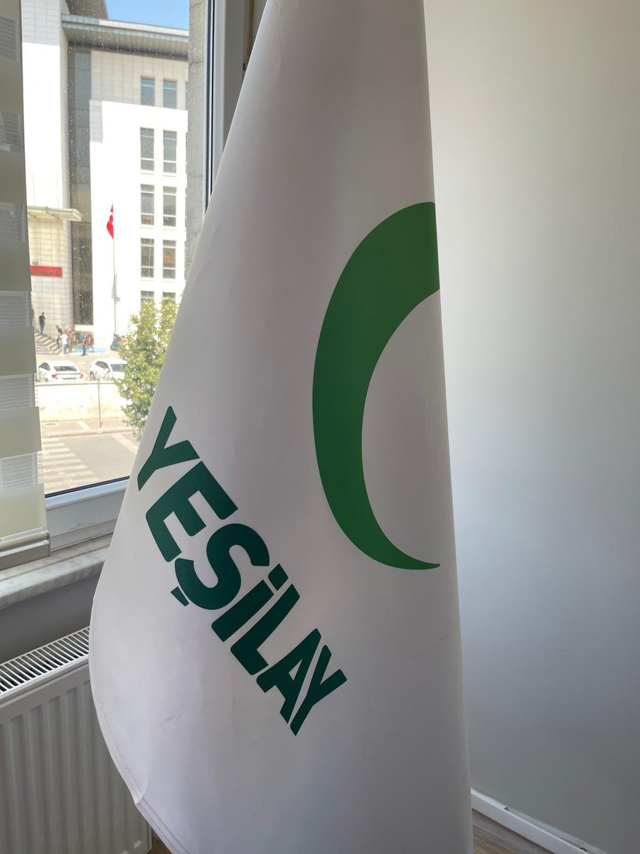 26 Haziran Uyuşturucu Kullanımı ve Kaçakçılığı ile Mücadele Günü kapsamında Yeşilay Zeytinburnu Şubesi’ni ziyaret ettik. Misafirperverlikleri için Şube Başkanımıza ve Yönetim Kurulu üyelerine teşekkür ediyorum💫

Belki de son zamanlardaki en anlamlı imzalardan birini attım.