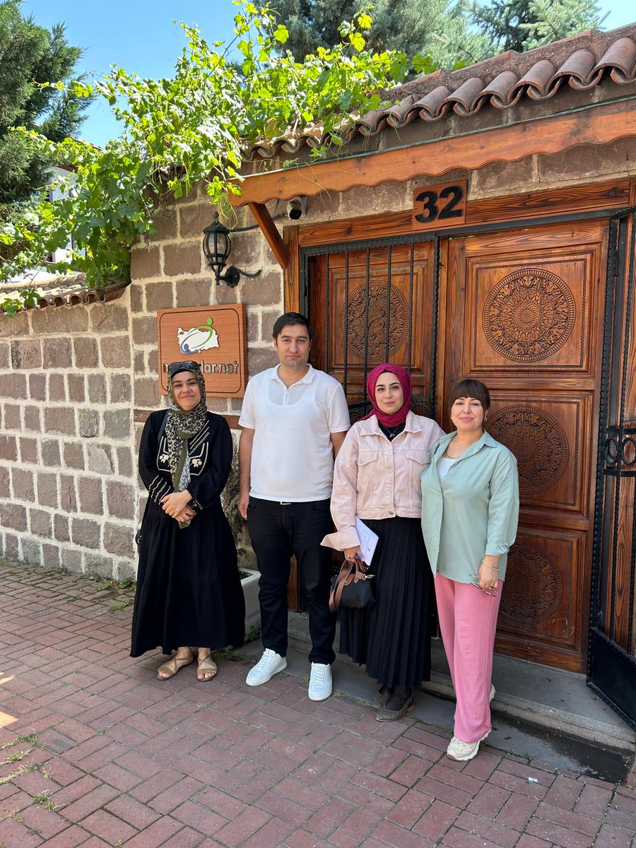 #PIKTES ÖĞRETMENLERİ 🇹🇷🇪🇺 (@piktesogretmen) on Twitter photo <a href="/edipuzen/">Edip Üzen</a> Bey, kıymetli vaktinizden ayırıp Piktes öğretmenlerini dinlediğiniz için size çok teşekkür ederiz.Sizin desteğiniz bizim için çok önemli.Sayın Bakanımızın <a href="/Yusuf__Tekin/">Yusuf Tekin</a> ,Piktes öğretmenlerine vereceği kadro haberini de sizden duymayı ümit ediyoruz.
<a href="/RTErdogan/">Recep Tayyip Erdoğan</a> <a href="/edipuzen/">Edip Üzen</a> Bey, kıymetli vaktinizden ayırıp Piktes öğretmenlerini dinlediğiniz için size çok teşekkür ederiz.Sizin desteğiniz bizim için çok önemli.Sayın Bakanımızın <a href="/Yusuf__Tekin/">Yusuf Tekin</a> ,Piktes öğretmenlerine vereceği kadro haberini de sizden duymayı ümit ediyoruz.
<a href="/RTErdogan/">Recep Tayyip Erdoğan</a>