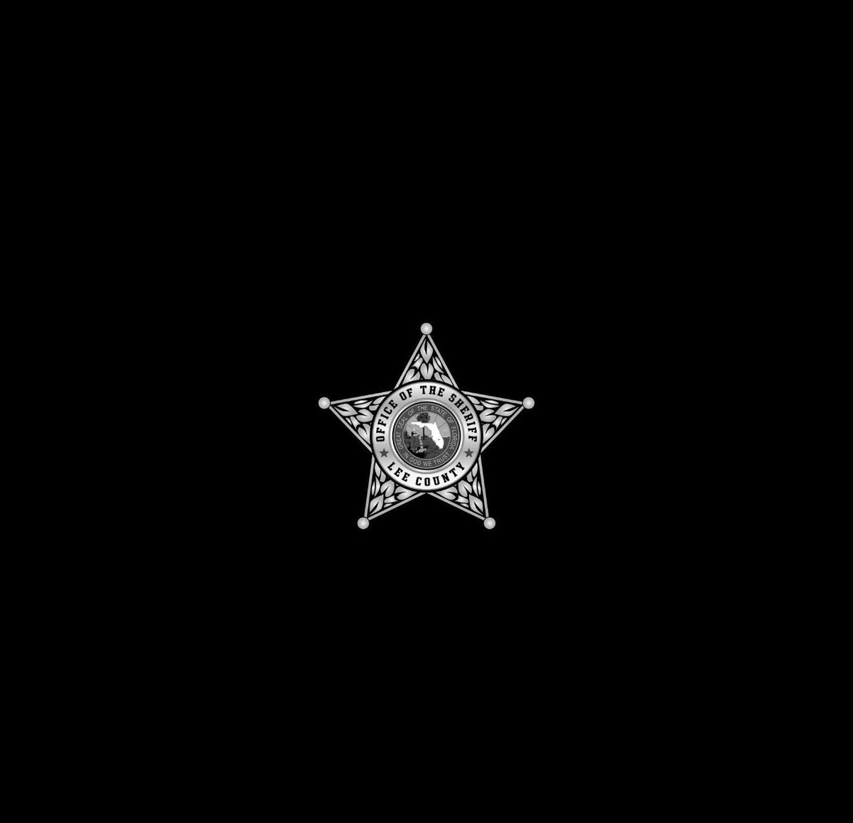 SheriffLeeFL's tweet photo. 𝐀 𝐦𝐞𝐬𝐬𝐚𝐠𝐞 𝐟𝐫𝐨𝐦 𝐒𝐡𝐞𝐫𝐢𝐟𝐟 𝐌𝐚𝐫𝐜𝐞𝐧𝐨: 

In an effort to be transparent and in response to a recent inquiry, I would like to deliver you FACTUAL information of an incident that occurred at the Lee County Sheriff’s Office Law Enforcement Academy on June 16th. https://t.co/su5chnmjIZ