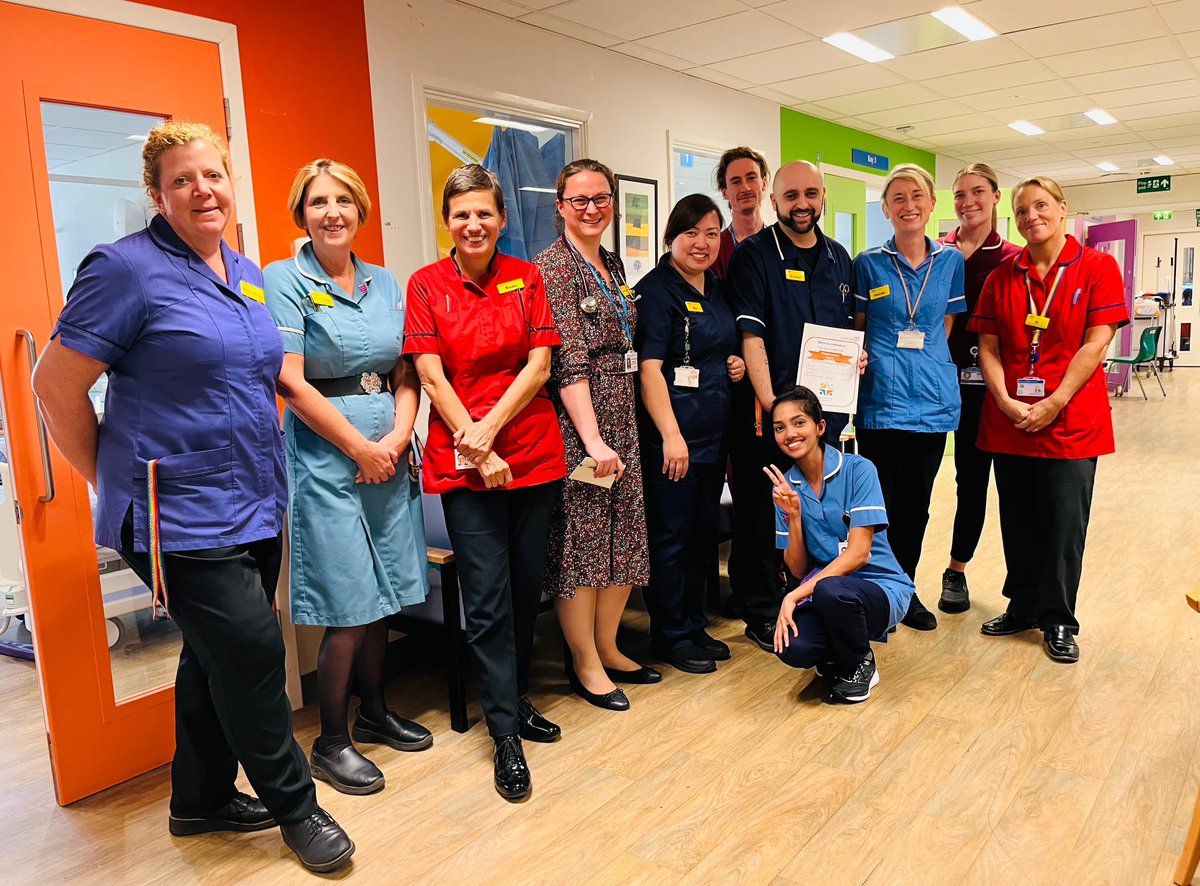 AnneP247's tweet image. Delighted we were able to award Waterhouse ward with Bronze level accreditation Inspiring dedication from the team and great leadership 🎉@Antonialynch @jasonlugg @JoLloydRees @RUHBath @RUHmedicine