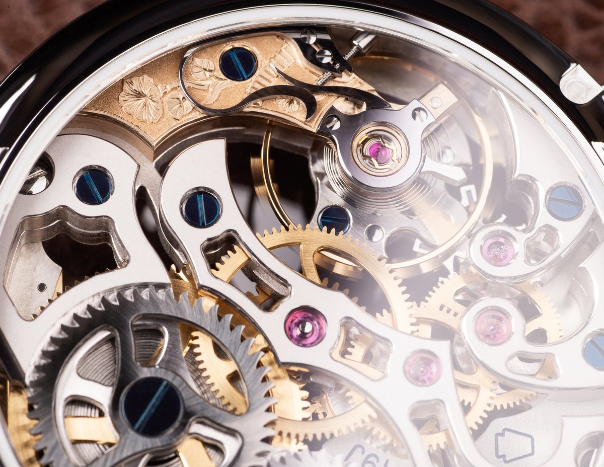 RGMWatchCompany's tweet photo. Custom RGM 801 Skeleton with a hand-engraved floral pattern on the solid gold balance bridge.
#rgmwatchco #rgmwatches #rgmwatch #watch #watches #wristwatch #watchmaking #watchmaker #independentwatchmaking
#handengraved #handengraving #bespokewatch #customwatch #skeletonwatch https://t.co/Dsz9mMo9FH