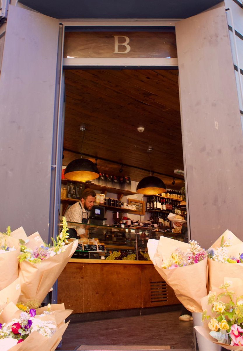 Deliciousness awaits... ✨ 

#bermondseystreet