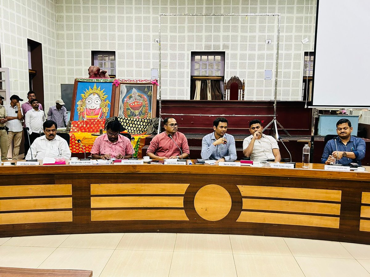 District Administration,Keonjhar (@distadmkeonjhar) on Twitter photo рмЬрм┐рм▓рнНрм▓рм╛рмкрм╛рм│ рмЪрм│рм┐рмд рммрм░рнНрм╖ рм╢рнНрм░рнАрм╢рнНрм░рнА рммрм│рмжрнЗрммрмЬрнАрмЙ рммрм┐рмЬрнЗрмЩрнНрмХ рмкрммрм┐рмдрнНрм░ рм░рмермпрм╛рмдрнНрм░рм╛рм░ рмЪрнВрмбрм╛рмирнНрмд рмкрнНрм░рм╕рнНрмдрнБрмдрм┐рм░ рм╕рморнАрмХрнНрм╖рм╛ рмХрм░рм┐рммрм╛ рм╕рм╣ рммрм┐рмнрм┐рмирнНрми рммрм┐рмнрм╛рмЧ рмормзрнНрнЯрм░рнЗ рм╕рмормирнНрн▒рнЯ рм░рмХрнНрм╖рм╛ рмХрм░рм┐ рмнрмХрнНрмдрм┐рмнрм╛рмм рмкрм░рм┐рммрнЗрм╢рм░рнЗ рм╢рм╛рмирнНрмдрм┐рм╢рнГрмЩрнНрмЦрм│рм╛рм░ рм╕рм╣ рм╕рморнНрмкрм╛рмжрми рмХрм░рм┐рммрм╛ рмкрм╛рмЗрмБ рмЕрмзрм┐рмХрм╛рм░рнА рморм╛рмирмЩрнНрмХрнБ рмкрм░рм╛рморм░рнНрм╢ рмжрнЗрмЗрмЫрмирнНрмдрм┐ред <a href="/CMO_Odisha/">CMO Odisha</a> <a href="/IPR_Odisha/">I & PR Department, Odisha</a> <a href="/Culturedeptt/">рмУрмбрм╝рм┐рмЖ рмнрм╛рм╖рм╛, рм╕рм╛рм╣рм┐рмдрнНрнЯ рмУ рм╕рмВрм╕рнНрмХрнГрмдрм┐ рммрм┐рмнрм╛рмЧ</a> <a href="/spkeonjhar/">SP Keonjhar</a> рмЬрм┐рм▓рнНрм▓рм╛рмкрм╛рм│ рмЪрм│рм┐рмд рммрм░рнНрм╖ рм╢рнНрм░рнАрм╢рнНрм░рнА рммрм│рмжрнЗрммрмЬрнАрмЙ рммрм┐рмЬрнЗрмЩрнНрмХ рмкрммрм┐рмдрнНрм░ рм░рмермпрм╛рмдрнНрм░рм╛рм░ рмЪрнВрмбрм╛рмирнНрмд рмкрнНрм░рм╕рнНрмдрнБрмдрм┐рм░ рм╕рморнАрмХрнНрм╖рм╛ рмХрм░рм┐рммрм╛ рм╕рм╣ рммрм┐рмнрм┐рмирнНрми рммрм┐рмнрм╛рмЧ рмормзрнНрнЯрм░рнЗ рм╕рмормирнНрн▒рнЯ рм░рмХрнНрм╖рм╛ рмХрм░рм┐ рмнрмХрнНрмдрм┐рмнрм╛рмм рмкрм░рм┐рммрнЗрм╢рм░рнЗ рм╢рм╛рмирнНрмдрм┐рм╢рнГрмЩрнНрмЦрм│рм╛рм░ рм╕рм╣ рм╕рморнНрмкрм╛рмжрми рмХрм░рм┐рммрм╛ рмкрм╛рмЗрмБ рмЕрмзрм┐рмХрм╛рм░рнА рморм╛рмирмЩрнНрмХрнБ рмкрм░рм╛рморм░рнНрм╢ рмжрнЗрмЗрмЫрмирнНрмдрм┐ред <a href="/CMO_Odisha/">CMO Odisha</a> <a href="/IPR_Odisha/">I & PR Department, Odisha</a> <a href="/Culturedeptt/">рмУрмбрм╝рм┐рмЖ рмнрм╛рм╖рм╛, рм╕рм╛рм╣рм┐рмдрнНрнЯ рмУ рм╕рмВрм╕рнНрмХрнГрмдрм┐ рммрм┐рмнрм╛рмЧ</a> <a href="/spkeonjhar/">SP Keonjhar</a>