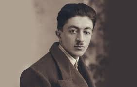 ما همچنان می‌سوزیم و می‌سازیم. قسمت مان بوده یا نبوده ،دیگر اهمیت ندارد. سگ بریند روی قسمت و همه چیز.