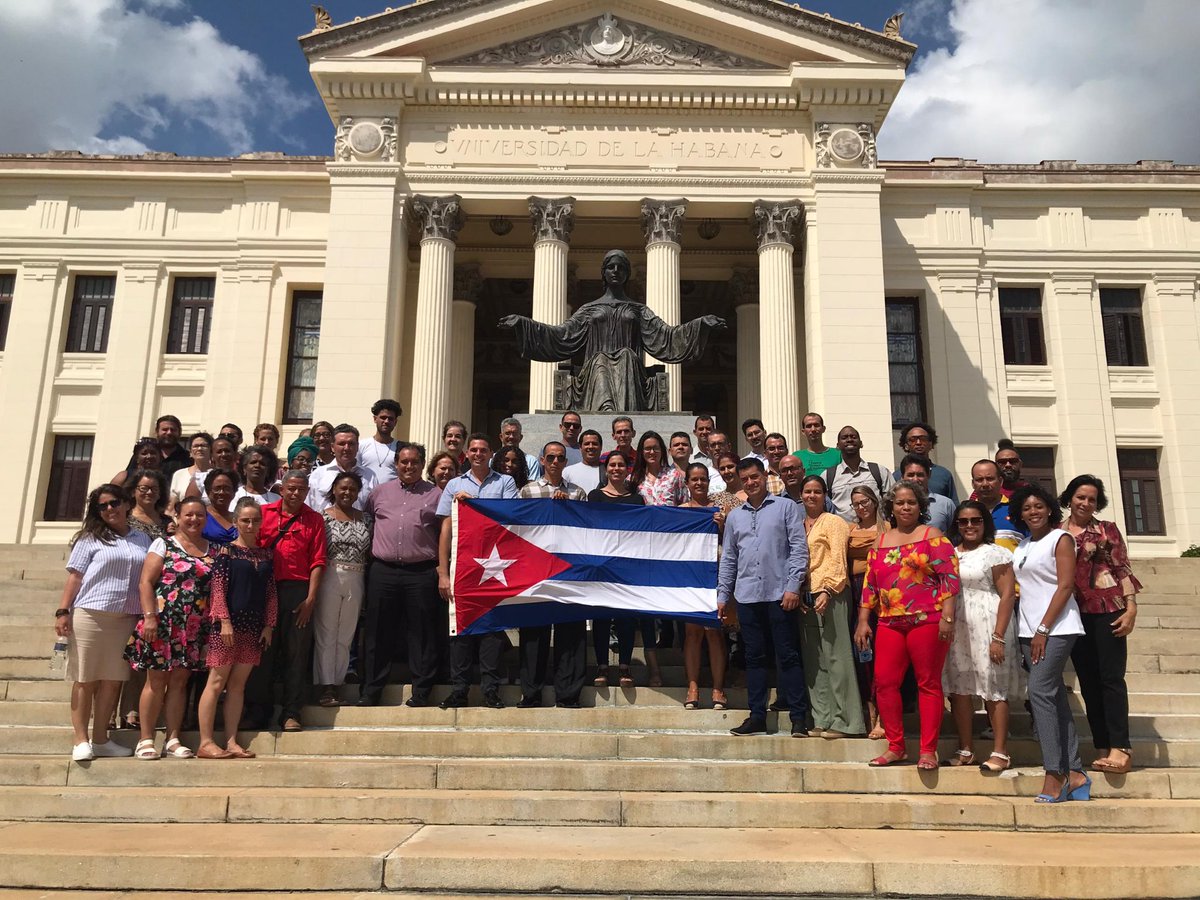 liennygp's tweet photo. Taller nacional de comunicación institucional de @CubaMES  
Espacio para el intercambio de experiencias entre los Centros de Educación Superior, impulsando la #UniversidadCubana
@UCLVCU 
@lbolivera73 
@WalterBG_MES https://t.co/nPc8r6y36O