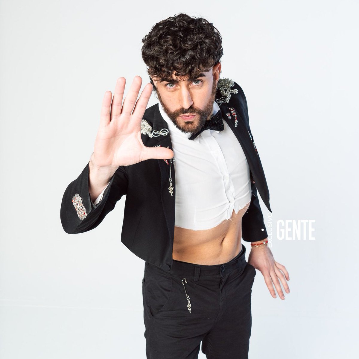 El aura a CONDUCTOR que tiene <a href="/ulisesapostolo/">Ulises Apóstolo</a> 😍🩵🔥

Lo necesitamos de conductor en un programa YA. 

#UlisesEsGH