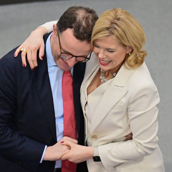 <a href="/HollsteinM/">Miriam Hollstein</a> Nach fast 100 Tagen muss man sagen: Die neue Bundestagspräsidentin ist bisher nicht die überzeugende Anwältin des Parlaments, die sie sein soll.