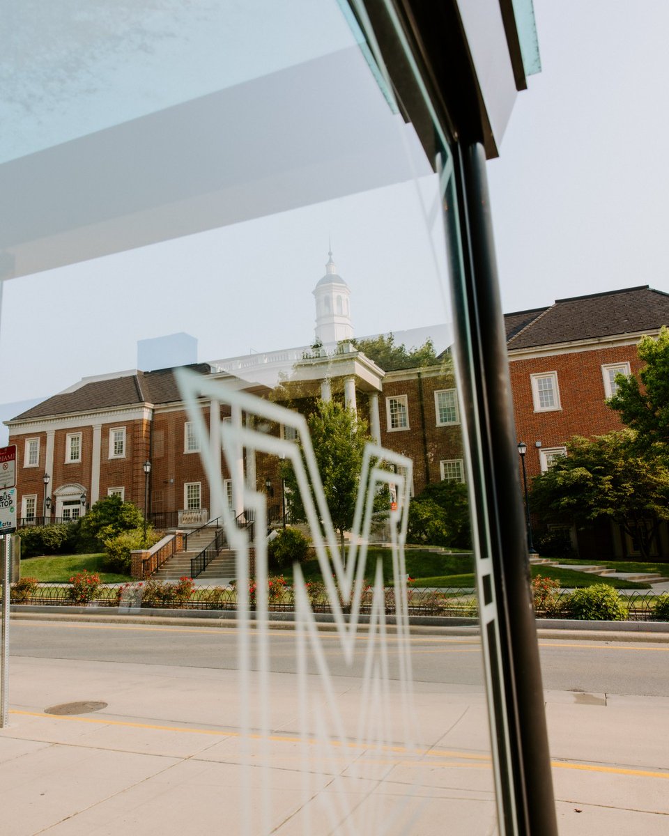 You made it halfway through your week. Happy Wednesday, Miamians! #LoveAndHonor