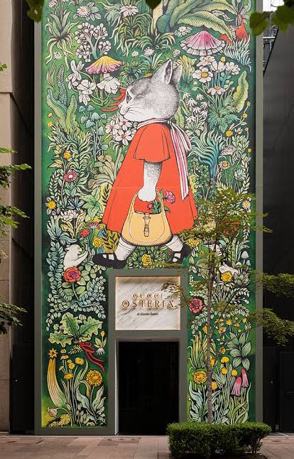 gucciosteria.com/ja/tokyo/shop/…

銀座にあるオステリアのクッキー缶が
わたしの絵で登場します。
ネットでも予約できます。