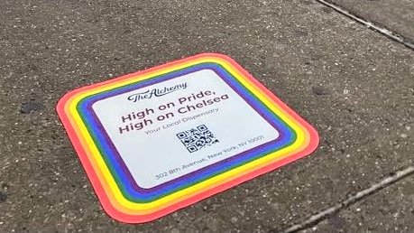 The Alchemy rolled out a sidewalk decal campaign in Chelsea to promote their Seven Days of Alchemy grand opening. The campaign included three different sizes and creatives! Timely and eye-catching in NYC!

#gogorillamedia #guerrillamarketing #creativemarketing #NYC