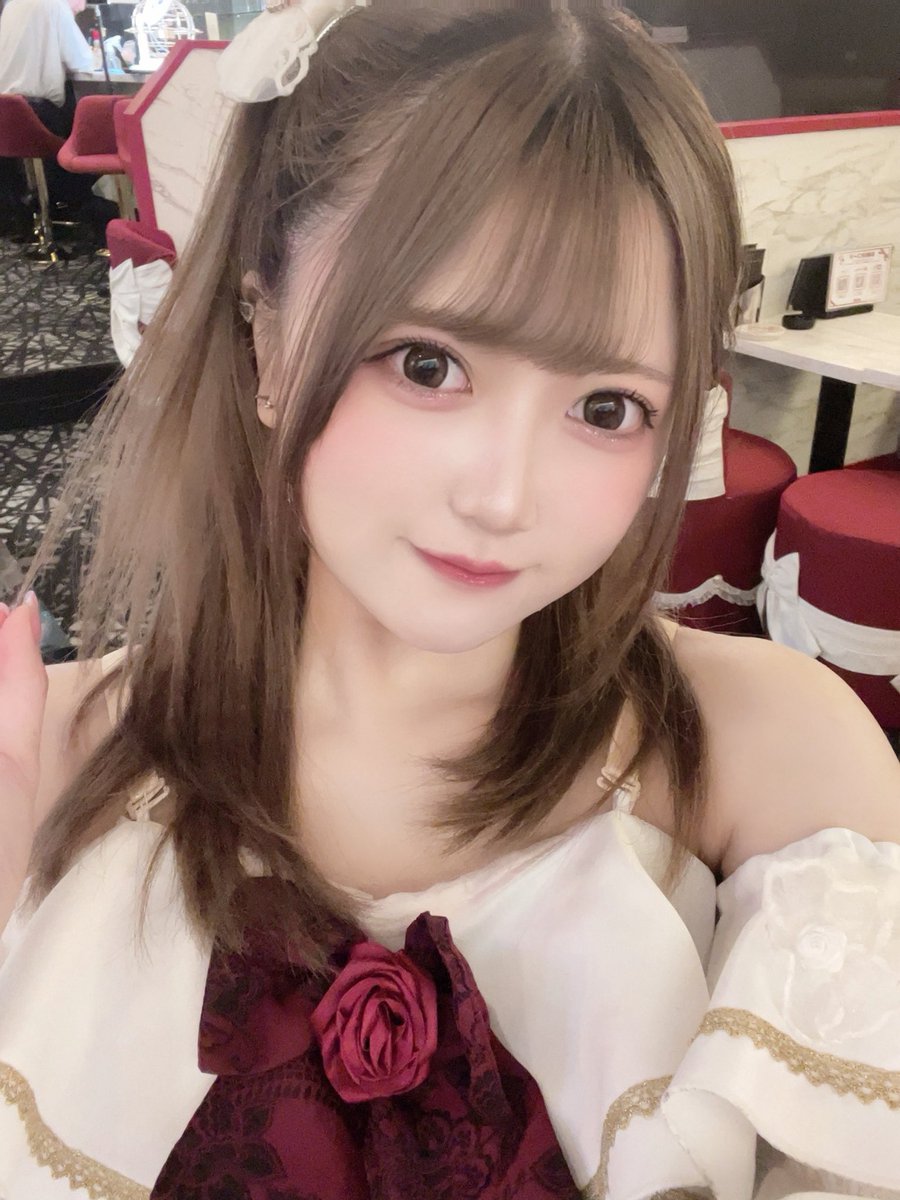 本日の舞踏会を飾るプリンセスは

【あろんプリンセス】でした👑

おめでとうございます🌹