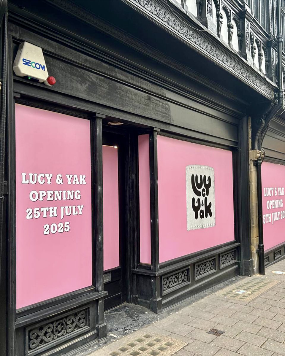 Shop number 12 👀 Chester, we’re coming for you 🎉💗

WHEN 🗓️
25th July 2025, 9:30am-5:30pm

WHERE 📌
6-8 St Weburgh Street, CH1 2DY

WHY 🤷‍♀️
Why not?

See you there! xx