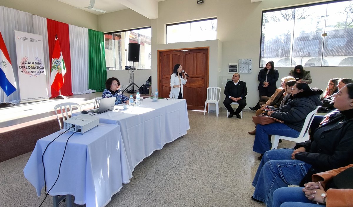 Academia Diplomática y Consular del Paraguay tweet media