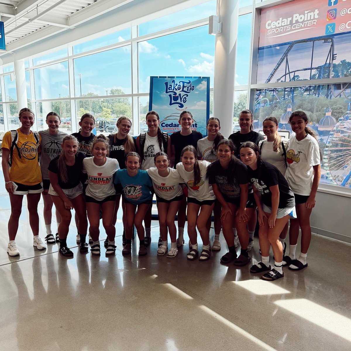 BotkinsHoops's tweet photo. Varsity finished with an impressive 5-2 record with a 2-point loss to Bishop Ready in final tournament game at Deuce Brand High School Championships. JV took on a tough schedule and showed great growth over the last two days! Proud of the work these girls have put in! @BYOGHS π https://t.co/NKmDzv0YKp