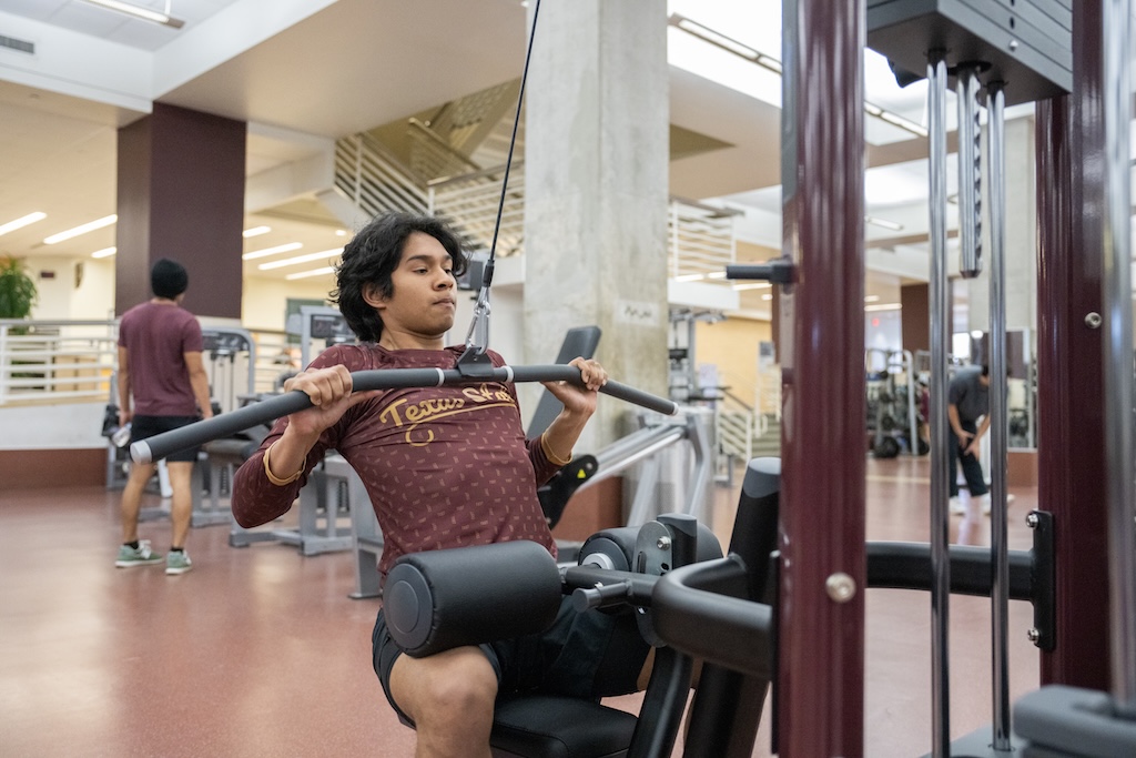 TXSTAdmissions's tweet image. The TXST Rec Center = fitness, fun, and Bobcat energy. 💪🐾