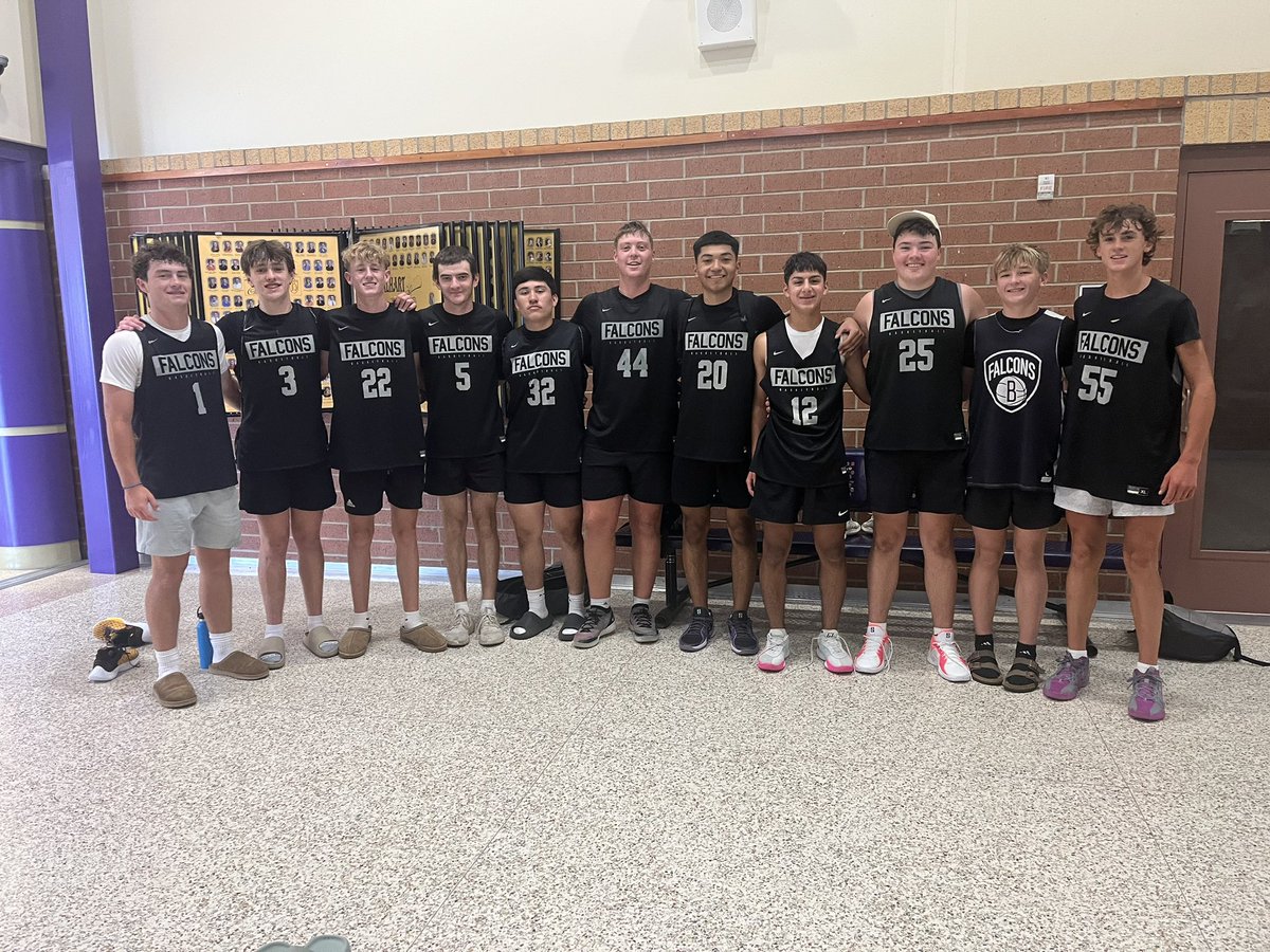 Good finish to the summer at the Dalhart shootout! Finished 3-2 with wins over Guymon, Dumas, and Texline and losses to Canyon and Gruver. Lots of growth over the past month!