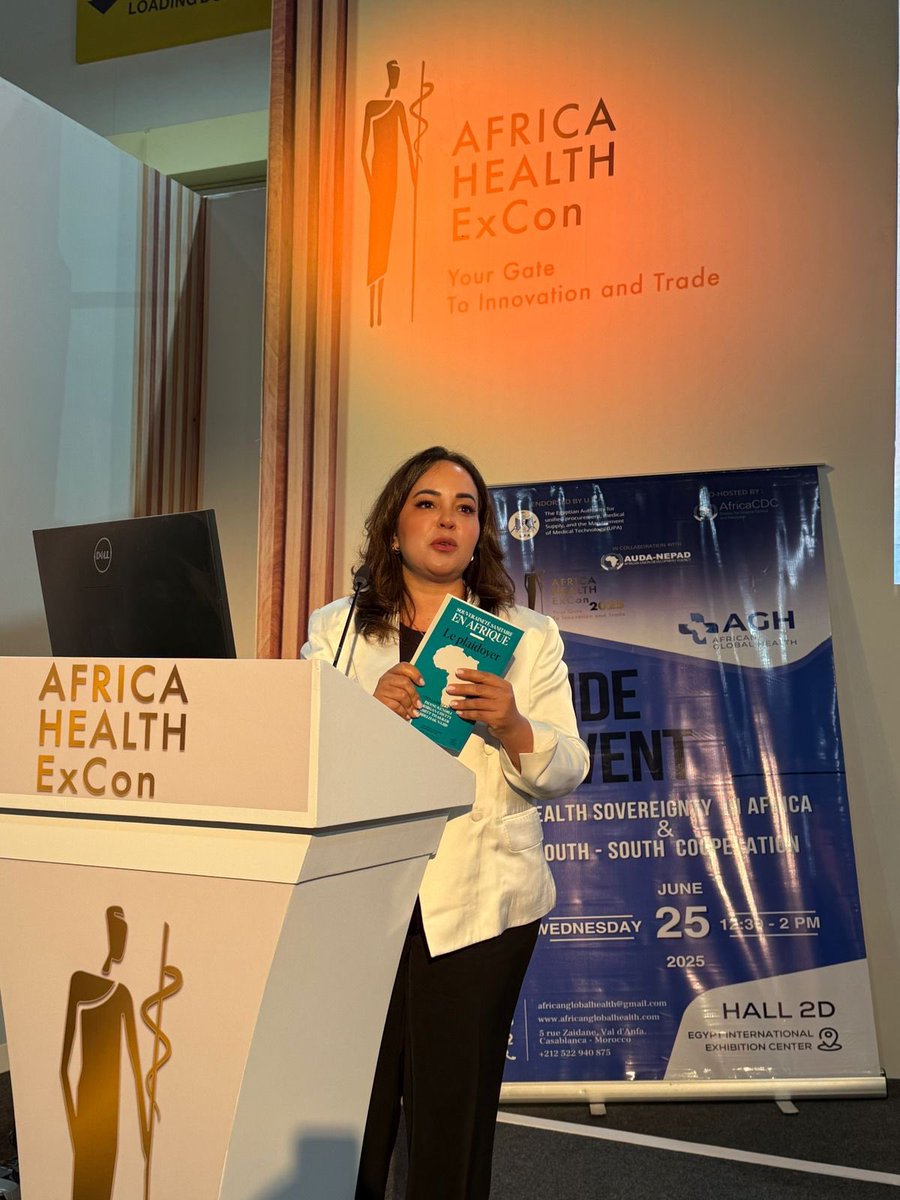 اصدقائي الأعزاء 
مباشرة من القاهرة ، جمهورية مصر العربية، حفل توقيع هذا العمل العلمي الذي يجمع مجموعة من الخبراء والمختصين العرب و  : Health Sovereignty: The Advocacy الأفارقة 🌹🇲🇦
شكرا لمنظمي  هذا الحفل العلمي الرفيع المستوى .
شكرا للدكتورة إيمان القنديلي  علي هذا العمل الرائع.