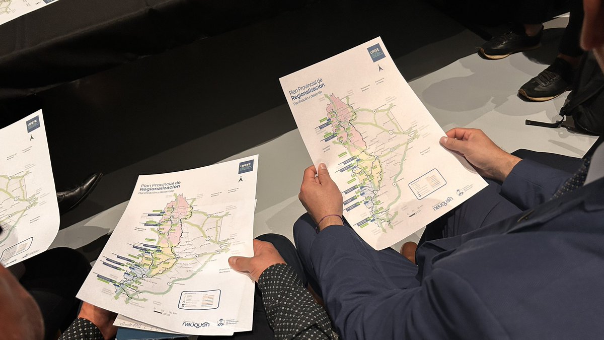 Participamos en la Comisión de Infraestructura en el XXXIX Comité de Integración Región de Los Lagos, en el Centro de Convenciones Domuyo, fortaleciendo la cooperación binacional.