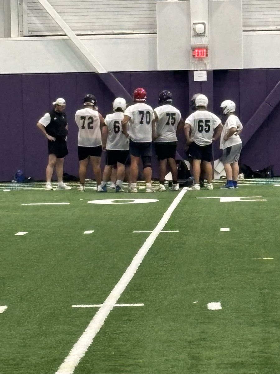 BraydenKells's tweet photo. Thank you so much @HCrossFB and o line coach @CoachDenecke for a wonderful camp. I learned so much and am happy to say that I defiantly improved. https://t.co/GOcDYTQJ6J
