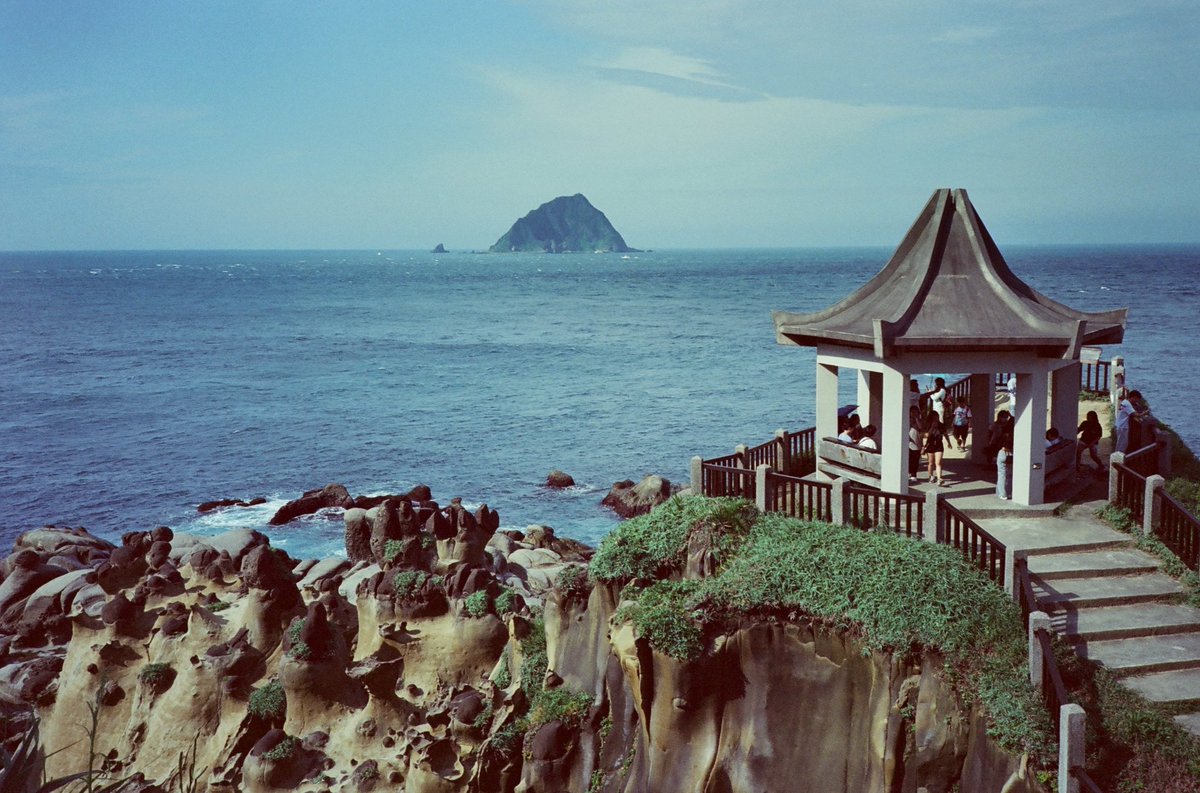 vyvpoon's tweet photo. Taiwan Keelung peace lsland
Kodak 200T / Olympus uII

#写真
#photograghy 
#filmphotograghy
#Olympus
#Kodak https://t.co/kQIdpGM0pn