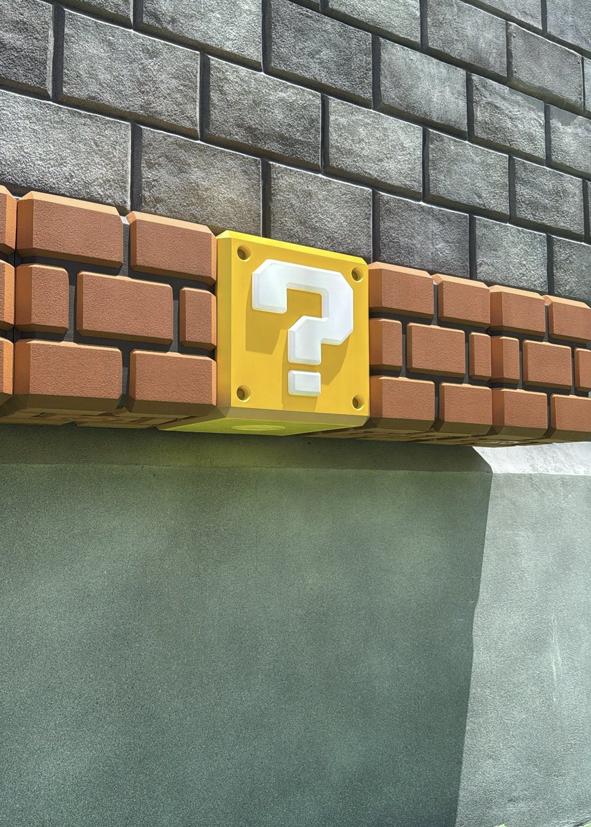 xtbyrd's tweet image. I saw Super Nintendo World