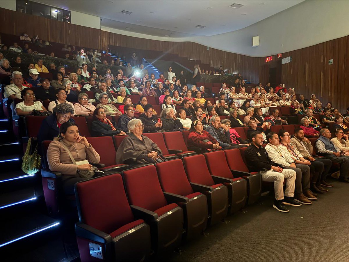 El #IMSS también es cultura y recreación como impulso a la prevención de enfermedades. En el marco de la Semana de las Prestaciones Sociales, el #IMSSMichoacán presentó la “Fiesta Oaxaqueña”, con la presentación de diversos grupos de danza folclórica del sureste mexicano.