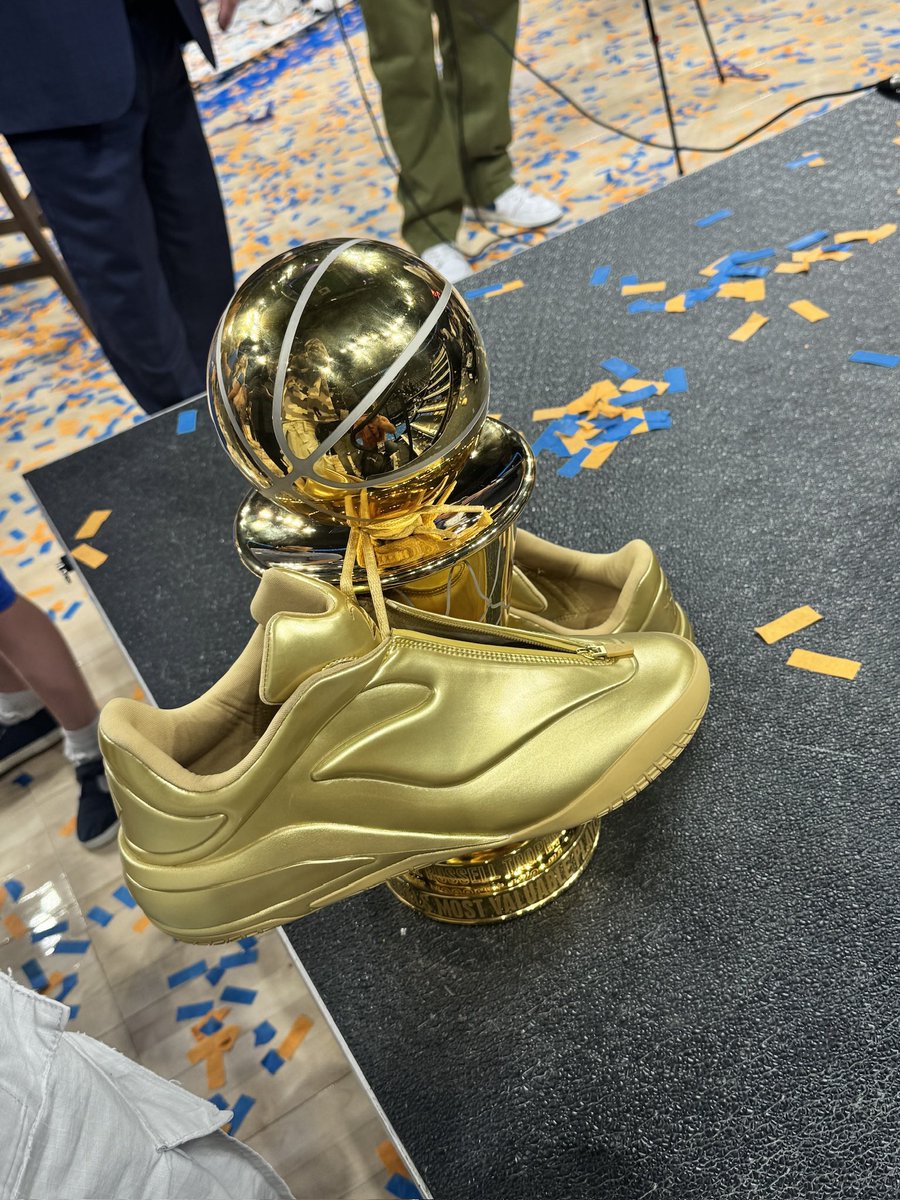 Tunde_Tifase's tweet image. First Finals. Witnessed History. Perfect Timing.