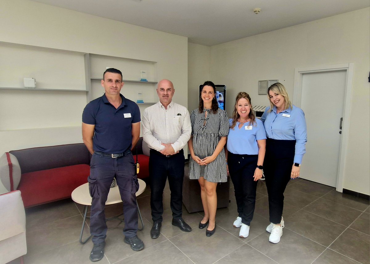 Our ISO 14001 certification has been renewed at #RoyalTenerifeCountryClub, proving once again that sustainability isn’t just a goal, ¡it’s part of our DNA! 🌿💚Big applause to the team for showing so much responsibility during the process. #GoingGreen #Sustainability