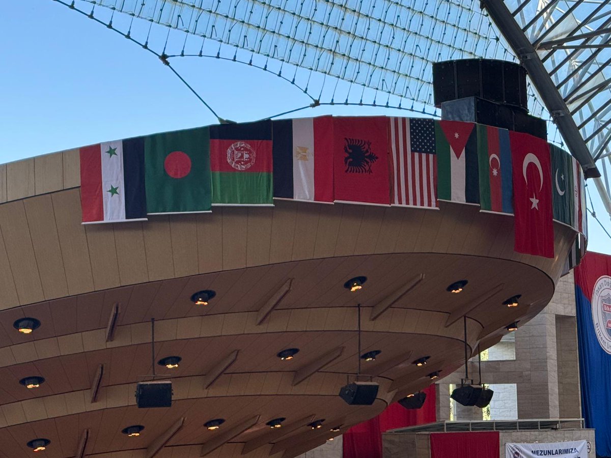 Rektör Kürşat Erdoğan’a iletilmesine rağmen bırak özürü yanlışlık olmuş bile denilmedi
#ÖzürDileBilkent