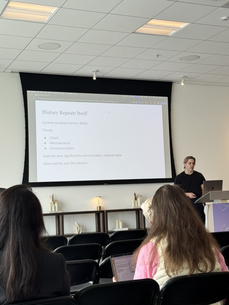 Martin Amps (@martinamps) on Twitter photo “I happen to have a history undergrad and this AI era reminds me of a time from the past…. the 2010s” 😆 - <a href="/realshcallaway/">Sherwood 💬</a> “I happen to have a history undergrad and this AI era reminds me of a time from the past…. the 2010s” 😆 - <a href="/realshcallaway/">Sherwood 💬</a>