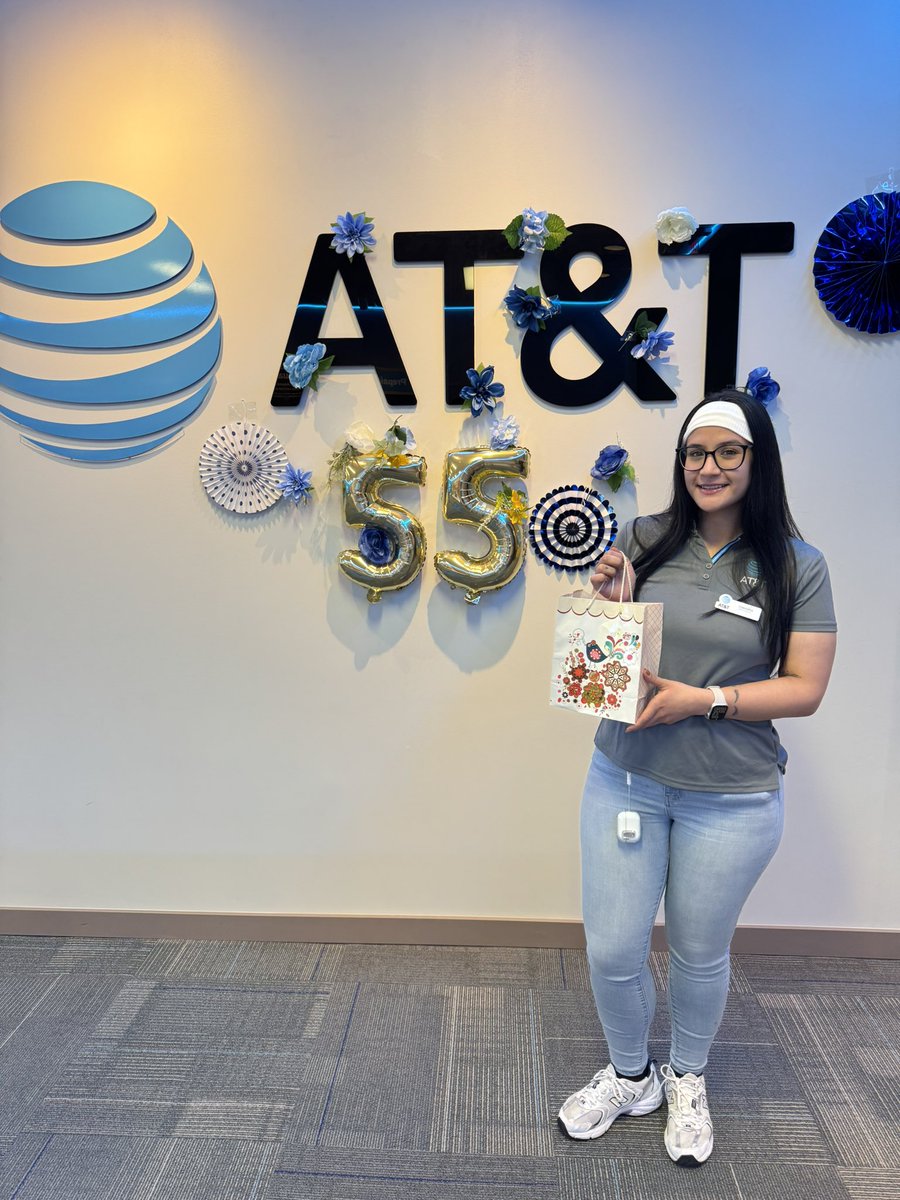 Amber Mena (@ambertheexpert) on Twitter photo This past week at LVM we welcomed a new member to the team. Meet Valentina! With 3+ years of AT&T experience, she’s been the perfect addition to our ambitious money chasing team 🩵 From NY to PA with it! Let’s run it up💰 <a href="/LifeAtATT/">Life at AT&T</a> <a href="/KDeSantiago5/">Karla DeSantiago 🇲🇽</a> <a href="/ThePHamilyMAS/">The PHamily</a> <a href="/team_oselett/">Danielle Oselett</a> This past week at LVM we welcomed a new member to the team. Meet Valentina! With 3+ years of AT&T experience, she’s been the perfect addition to our ambitious money chasing team 🩵 From NY to PA with it! Let’s run it up💰 <a href="/LifeAtATT/">Life at AT&T</a> <a href="/KDeSantiago5/">Karla DeSantiago 🇲🇽</a> <a href="/ThePHamilyMAS/">The PHamily</a> <a href="/team_oselett/">Danielle Oselett</a>