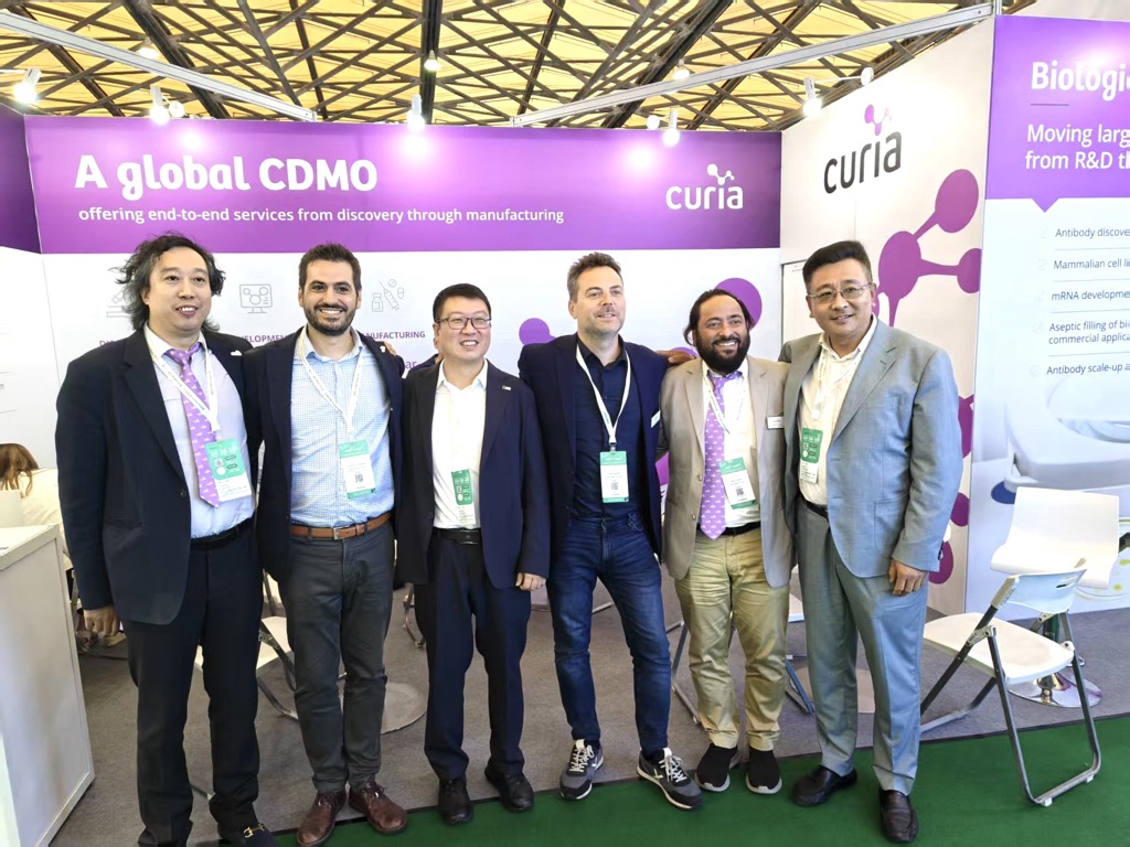 Curia tweet media