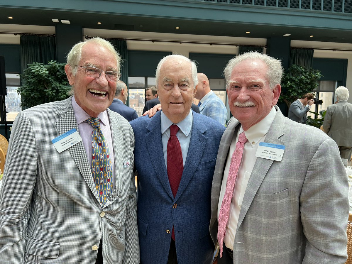 teardowntitan's tweet image. I had a great time at the Automotive News Centennial Award Lunch with my good friend Don Runkle and the incredible Roger Penske. Congratulations all around!