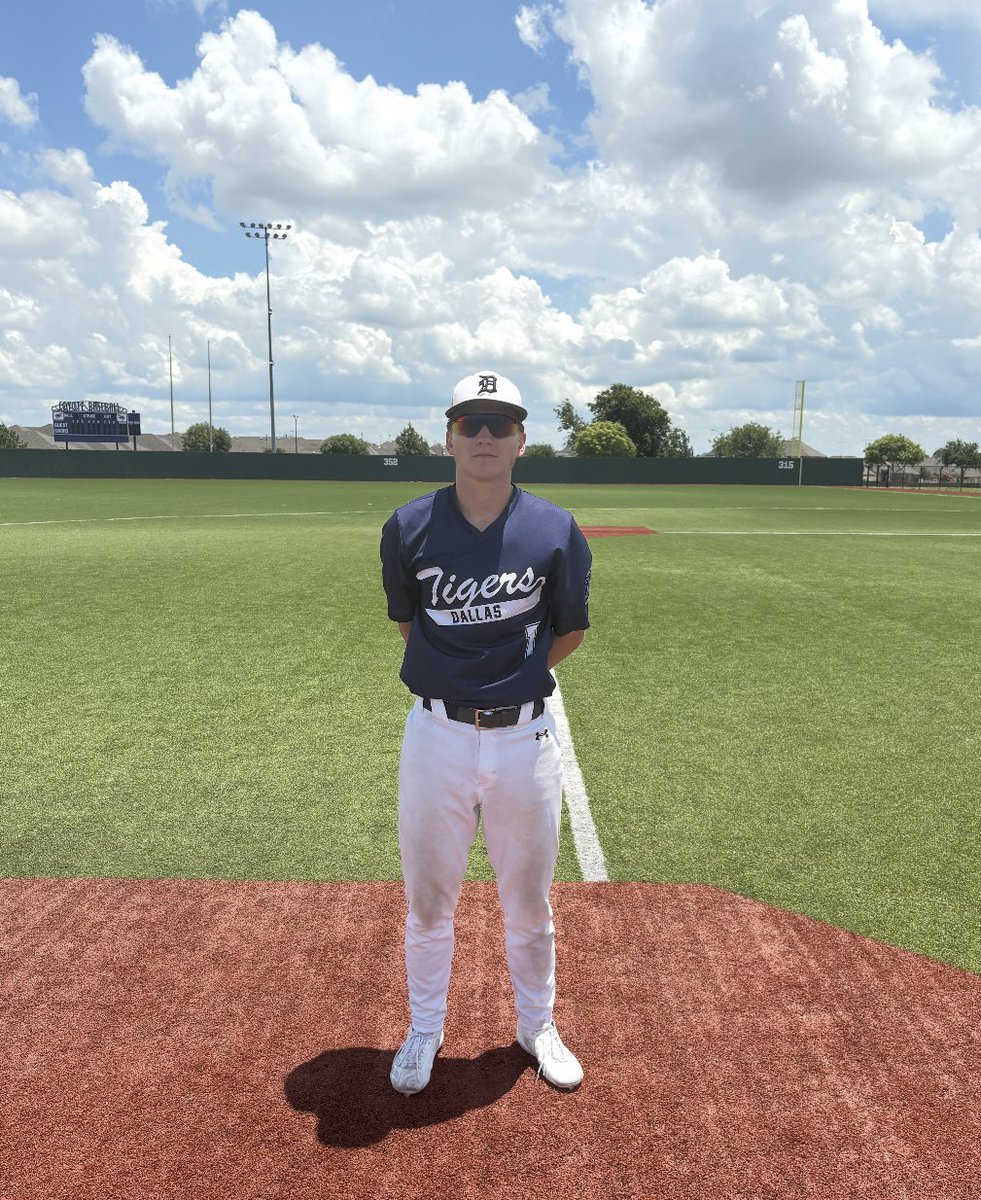 ✭Five Tool Texas✭ (@fivetooltexas) on Twitter photo #ConnieMack25 F: <a href="/DTigerBaseball/">Dallas Tigers</a> NE 18U Cecil 7, Risin Baseball Hughes 1
PoG: <a href="/mickrandle7/">Mick Randle</a> 3-3, 2 3B, RBI / 6 IP, 4K, 3H, R, BB
Notable: <a href="/WillJamison24/">Will Jamison</a> 2-4, 2B | <a href="/JosephDingman10/">Joseph Dingman</a> 1-3, HR, RBI, R #ConnieMack25 F: <a href="/DTigerBaseball/">Dallas Tigers</a> NE 18U Cecil 7, Risin Baseball Hughes 1
PoG: <a href="/mickrandle7/">Mick Randle</a> 3-3, 2 3B, RBI / 6 IP, 4K, 3H, R, BB
Notable: <a href="/WillJamison24/">Will Jamison</a> 2-4, 2B | <a href="/JosephDingman10/">Joseph Dingman</a> 1-3, HR, RBI, R