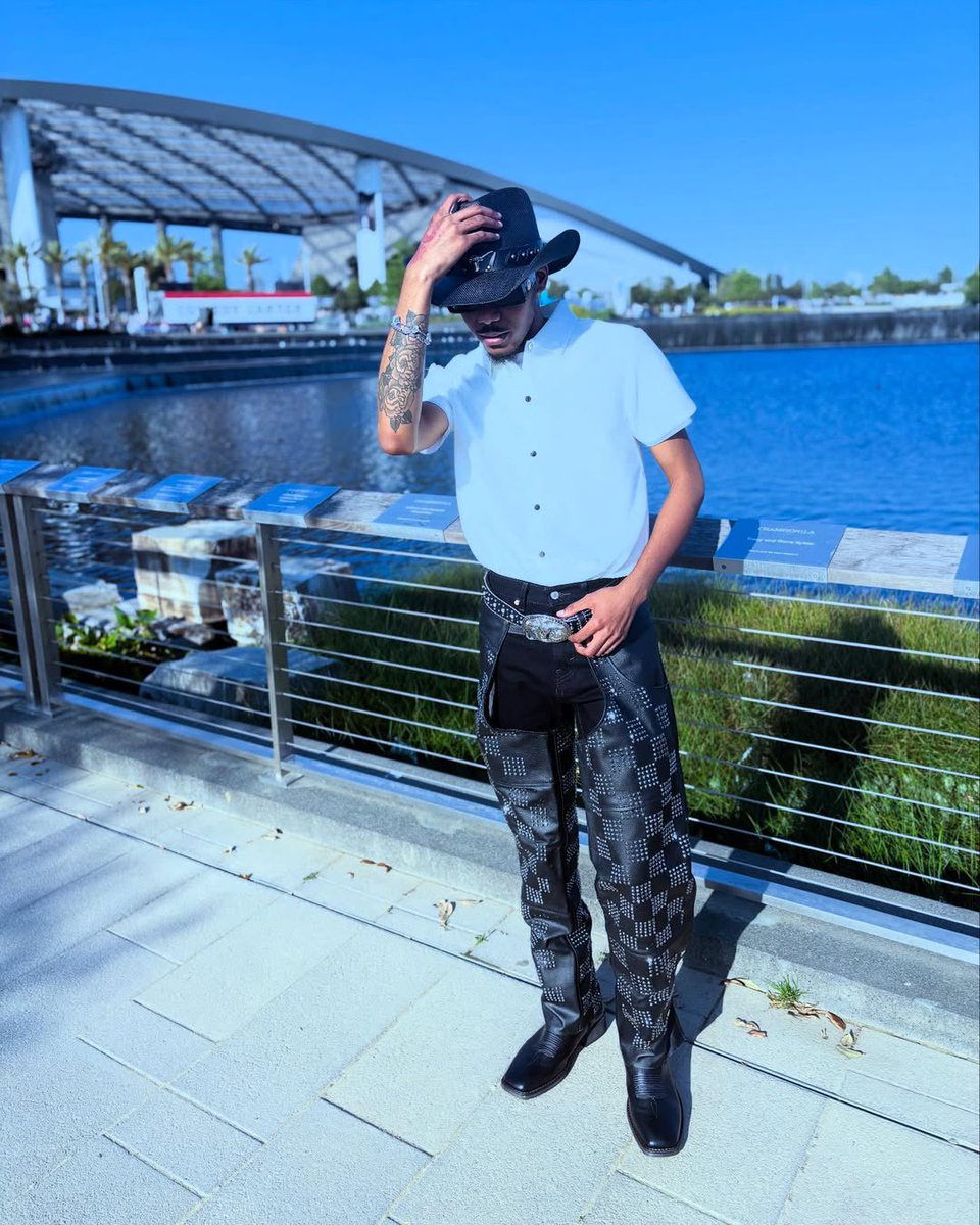 D 🥶🔥 tweet media
