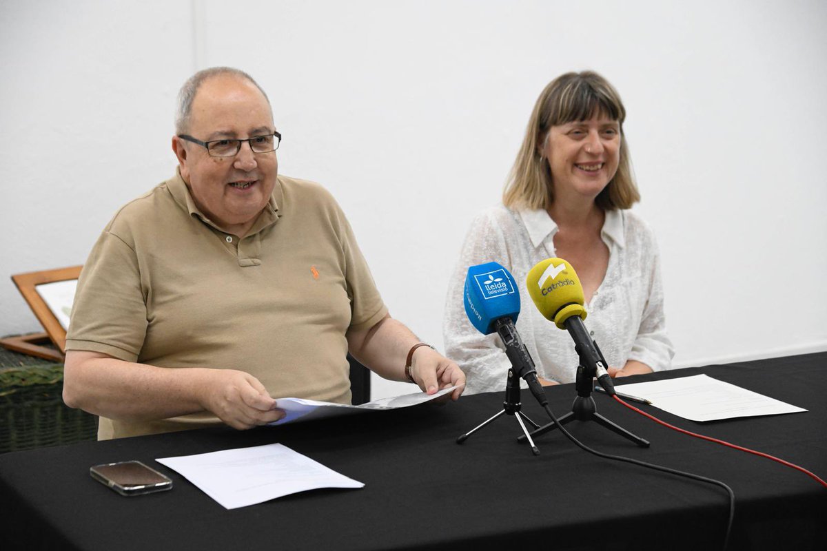 Fundació Privada Horitzons 2050 (@horitzons2050) on Twitter photo MOLTES NOVETATS!!
🎙️Xerrades, debats, contacontes, activitats als instituts i a les residències d’avis, ….. Per a totes les edats!
👩🏻🍳Activitat diària de literatura i cuina
🎸Concerts de <a href="/meritxellgene/">Meritxell Gené 🎗</a> <a href="/montsecastella/">montse castellà espuny</a> i <a href="/PauAlabajos/">Pau Alabajos</a>
I moltes més coses!
📸 <a href="/Santi__Iglesias/">Santi Iglesias Photographer</a> MOLTES NOVETATS!!
🎙️Xerrades, debats, contacontes, activitats als instituts i a les residències d’avis, ….. Per a totes les edats!
👩🏻🍳Activitat diària de literatura i cuina
🎸Concerts de <a href="/meritxellgene/">Meritxell Gené 🎗</a> <a href="/montsecastella/">montse castellà espuny</a> i <a href="/PauAlabajos/">Pau Alabajos</a>
I moltes més coses!
📸 <a href="/Santi__Iglesias/">Santi Iglesias Photographer</a>