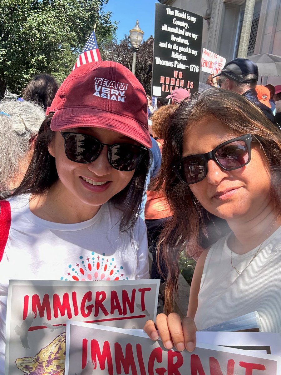 aapinewjersey's tweet image. Today we stood w/ @NJAIJ and a massive crowd of allies against the persecution of @RepLaMonica for exercising her oversight responsibilities at for-profit detention center Delaney Hall. We will not stand quietly by while laws are twisted to suppress dissent. Justice will prevail.