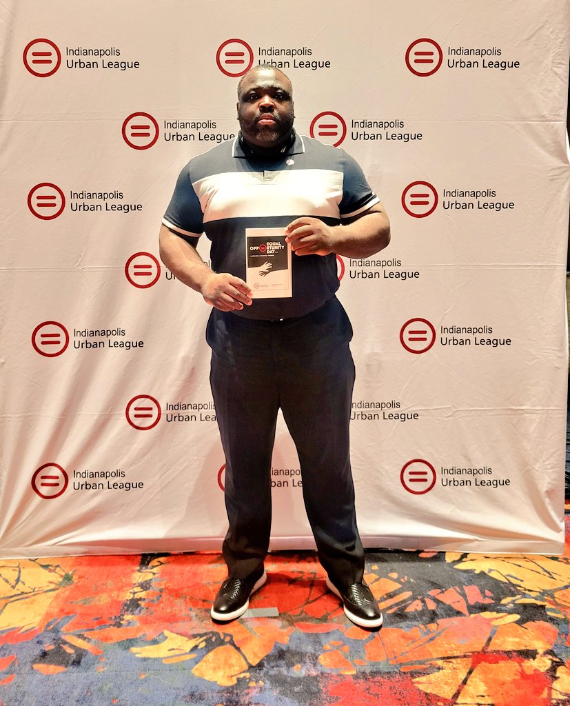 Out in the community....

#UrbanLeague #KeyBank #Community