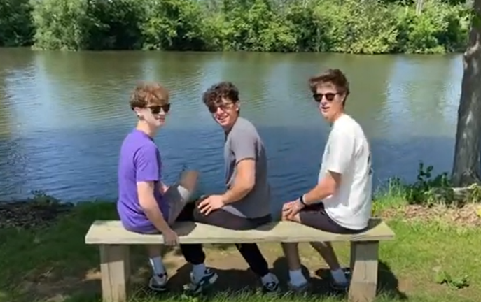 MrP_CA's tweet photo. Another great crop of APUSH final project videos! Students explored and shared about a variety of topics, including Sonnenberg Gardens, Watergate, the Space Race, CDGA Lake shipwrecks, Revolutionary War battles, the Cold War, Women's Suffrage, the Erie Canal, and much more! https://t.co/6HFlrcIwDM